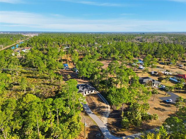 2363 NE 20 Th Avenue, Naples, FL 34120
