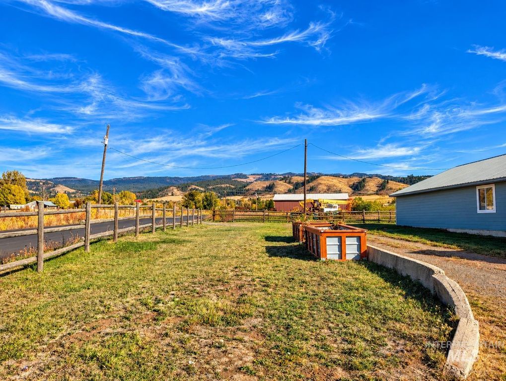 2289 Orchard Rd, Council, ID 83612 photo 3