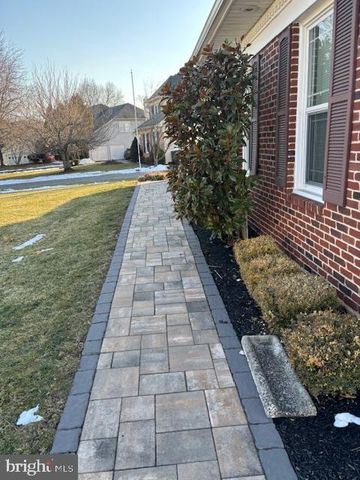 327 SONNET LN, Collegeville, PA 19426