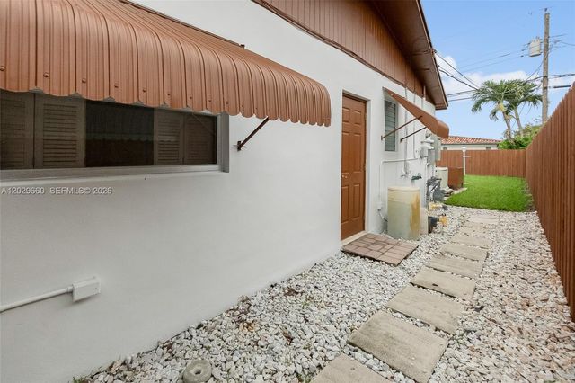 5830 SW 89th Court, Miami, FL 33173