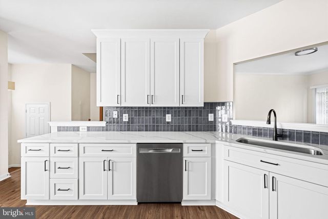2902 JESSICA CT, Vienna, VA 22181