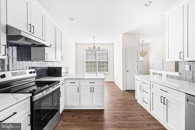 2902 JESSICA CT, Vienna, VA 22181