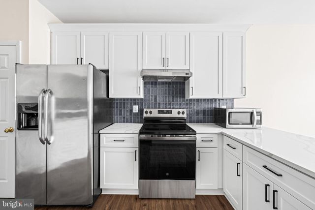 2902 JESSICA CT, Vienna, VA 22181