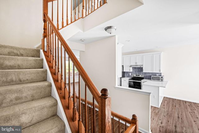 2902 JESSICA CT, Vienna, VA 22181