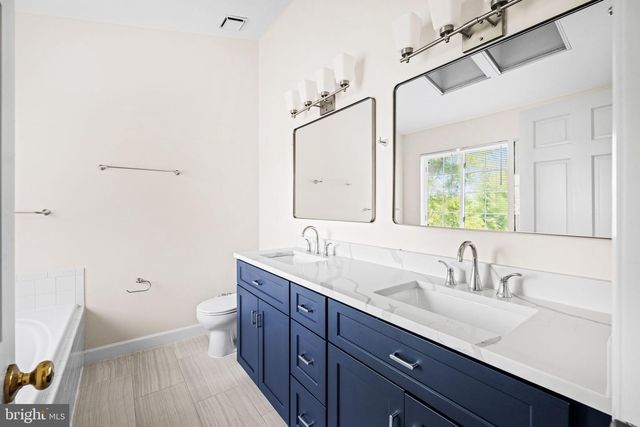 2902 JESSICA CT, Vienna, VA 22181