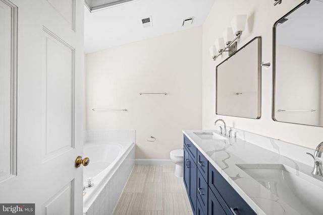 2902 JESSICA CT, Vienna, VA 22181