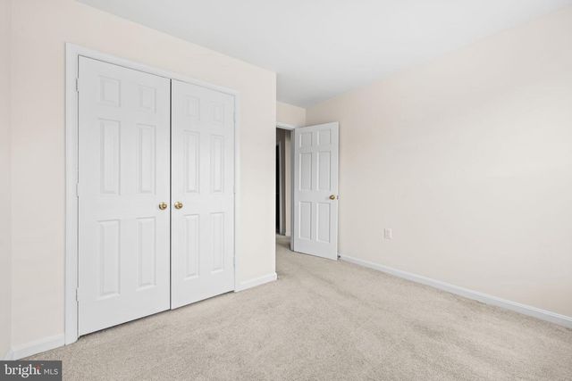2902 JESSICA CT, Vienna, VA 22181