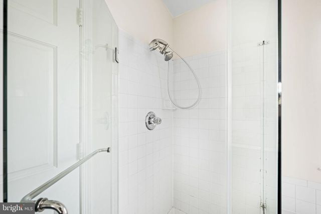 2902 JESSICA CT, Vienna, VA 22181