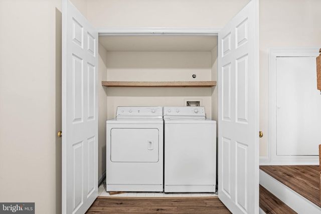 2902 JESSICA CT, Vienna, VA 22181