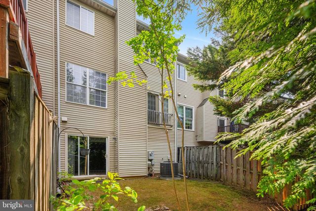 2902 JESSICA CT, Vienna, VA 22181