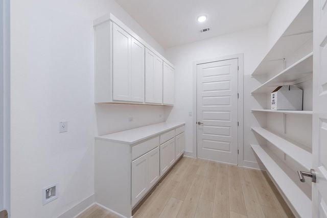 2929 Ralph Drees DR, Leander, TX 78641