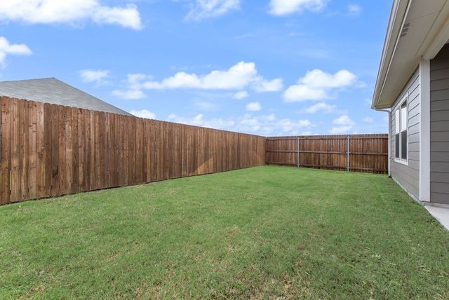 972 Tulip Trail, Lavon, TX 75166