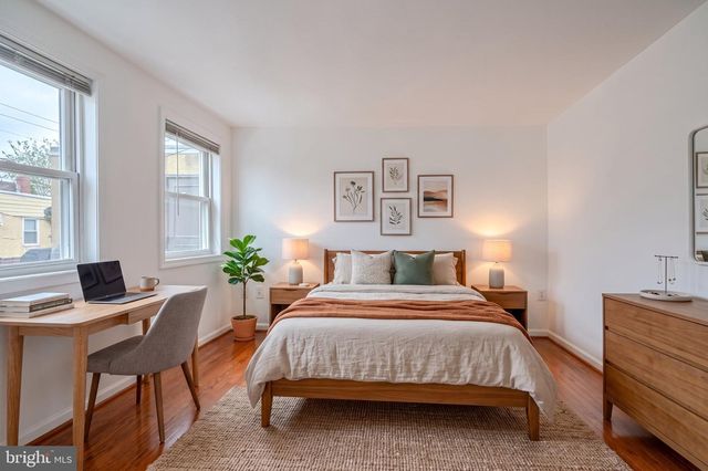 16 W CROSS ST, Baltimore, MD 21230