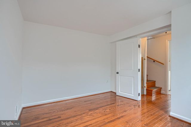 16 W CROSS ST, Baltimore, MD 21230