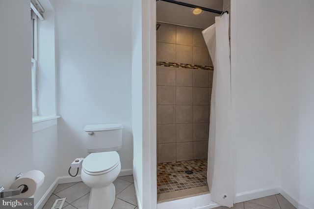 16 W CROSS ST, Baltimore, MD 21230