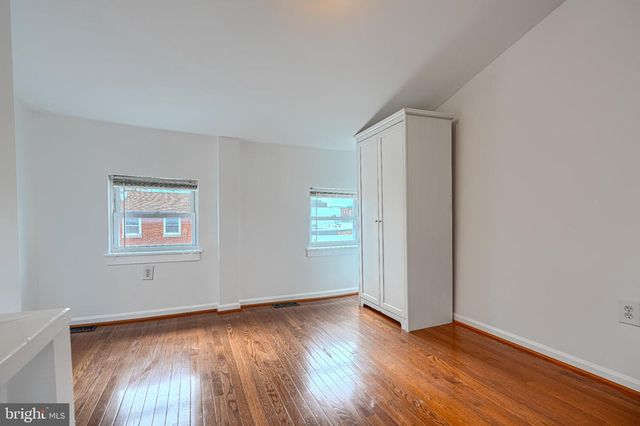 16 W CROSS ST, Baltimore, MD 21230
