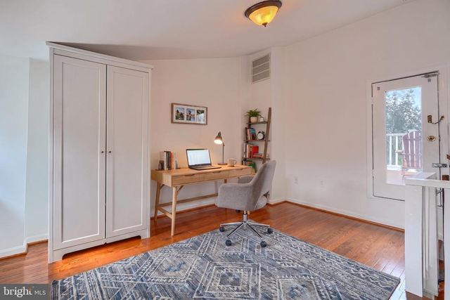 16 W CROSS ST, Baltimore, MD 21230