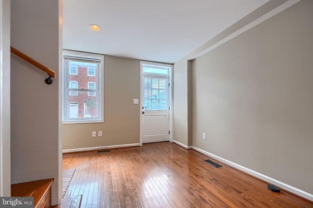 16 W CROSS ST, Baltimore, MD 21230