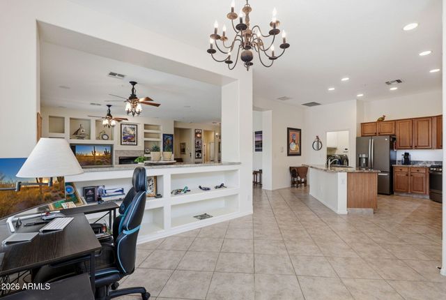 41812 N IRON HORSE Court, Anthem, AZ 85086