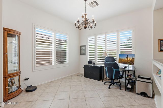 41812 N IRON HORSE Court, Anthem, AZ 85086