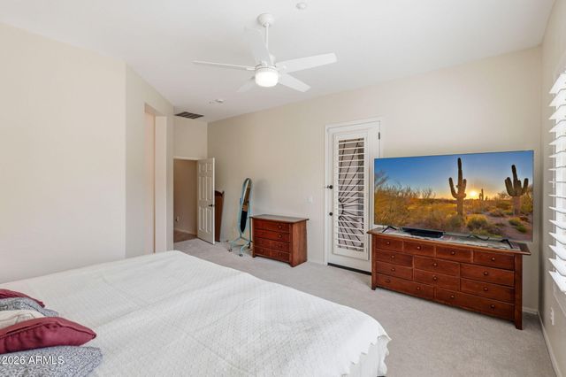 41812 N IRON HORSE Court, Anthem, AZ 85086