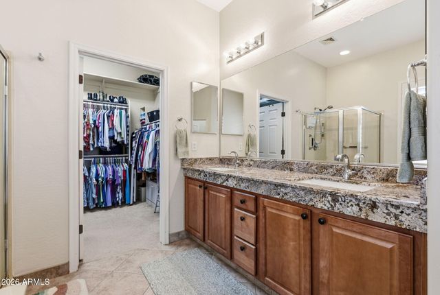 41812 N IRON HORSE Court, Anthem, AZ 85086