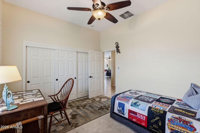 41812 N IRON HORSE Court, Anthem, AZ 85086