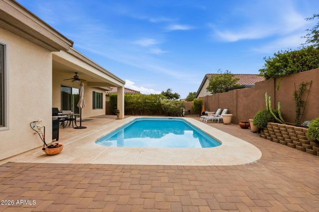 41812 N IRON HORSE Court, Anthem, AZ 85086
