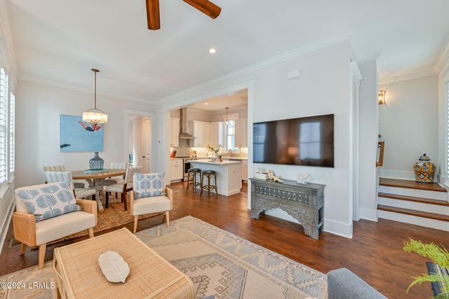 7 Abbey Row, Beaufort, SC 29906