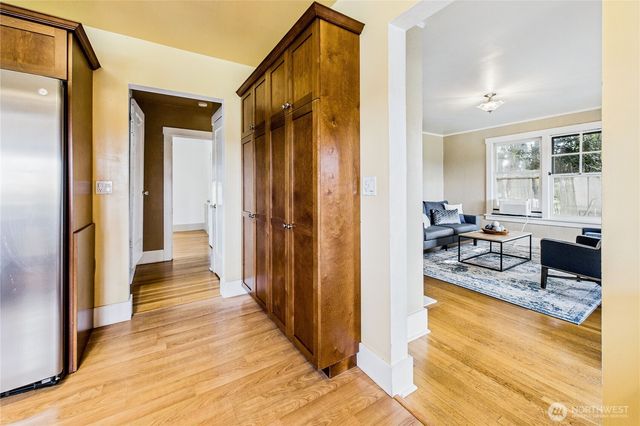 624 Scott Street, Port Townsend, WA 98368