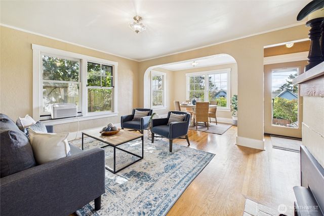 624 Scott Street, Port Townsend, WA 98368