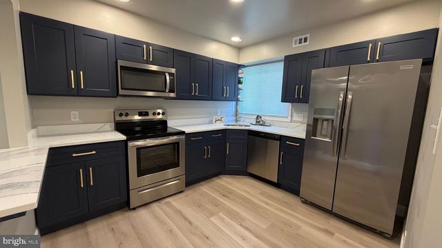 2054 GENERALS WAY, Dover, DE 19901