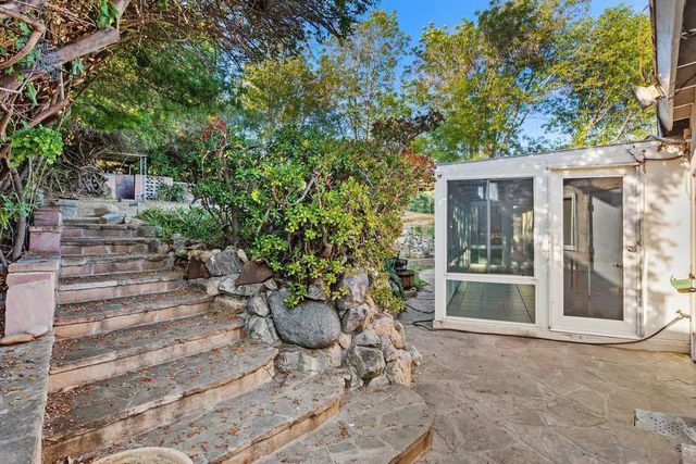 320 Beaumont Dr., Vista, CA 92084