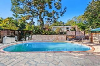 320 Beaumont Dr., Vista, CA 92084