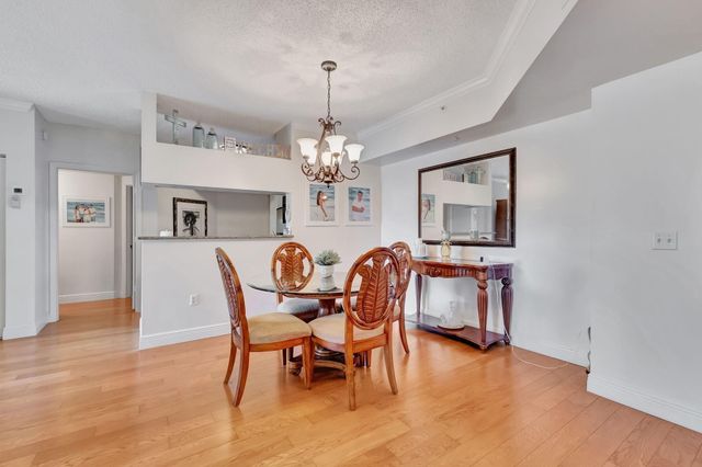 3317 Tuscany Way, Boynton Beach, FL 33435