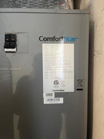 1220 SW 5th St 21, Miami, FL 33135