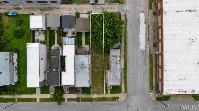 4368 Hunt Avenue, St Louis, MO 63110