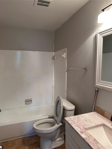713 S 2nd Street 713, Houston, TX 77571