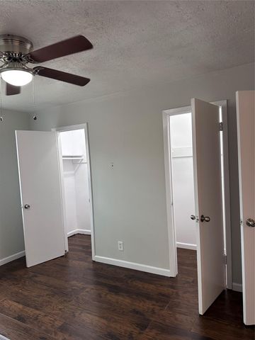 713 S 2nd Street 713, Houston, TX 77571