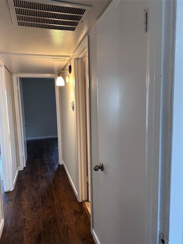 713 S 2nd Street 713, Houston, TX 77571