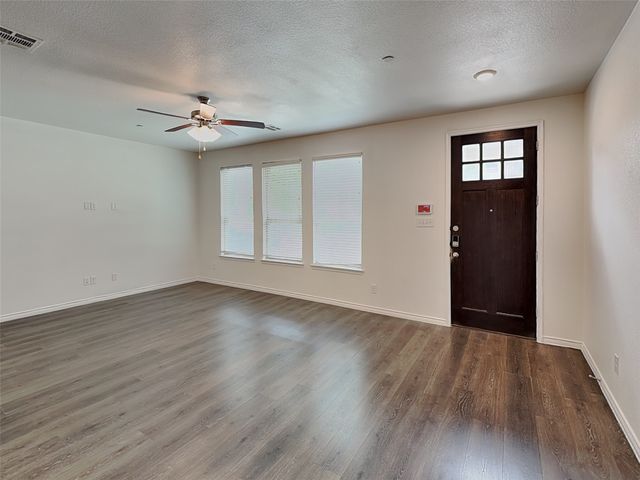 2431 Klamath Drive, Lewisville, TX 75056