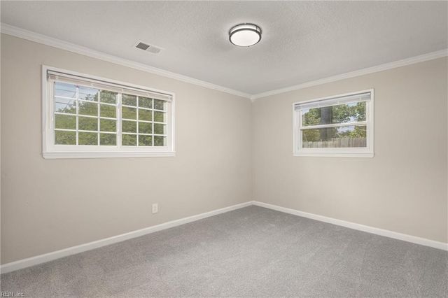 408 Lineberry RD, Virginia Beach, VA 23452