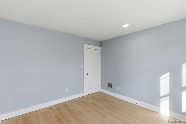 517 W Hollywood, Highland Park, MI 48203