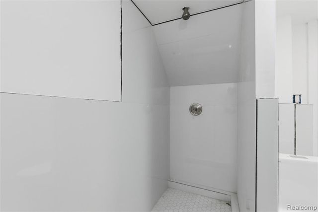 517 W Hollywood, Highland Park, MI 48203