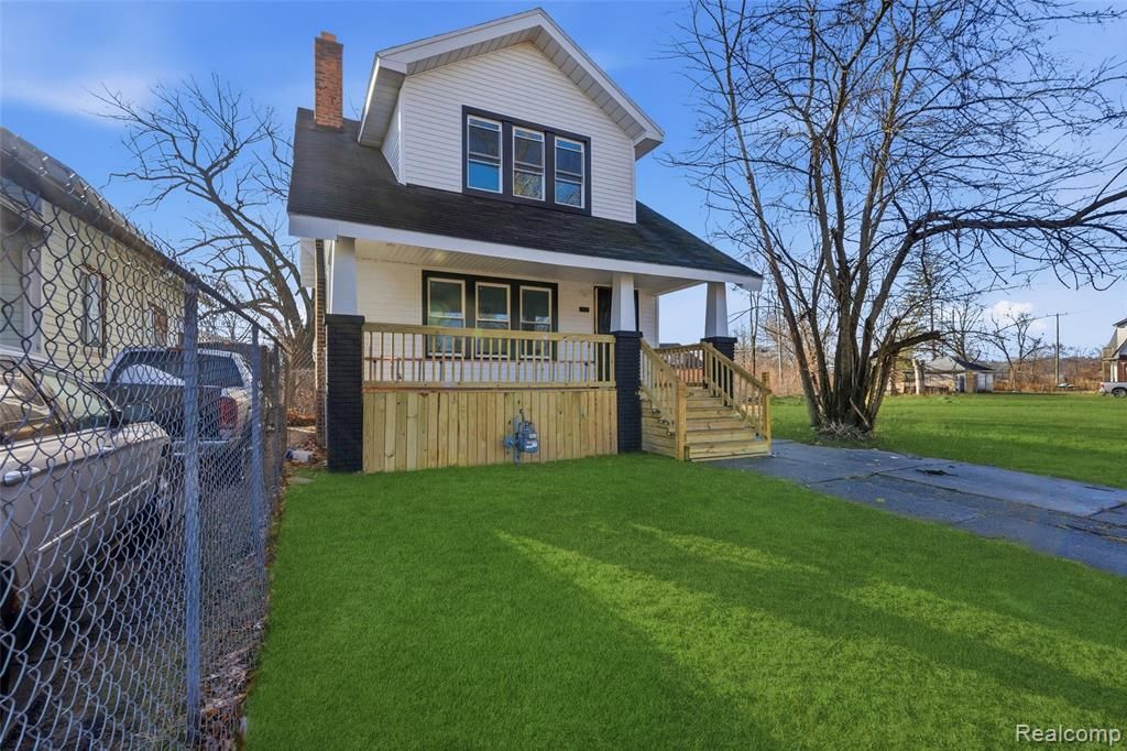 517 W Hollywood, Highland Park, MI 48203