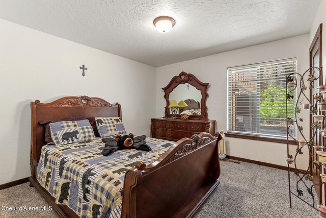35095 N Terrace DR, Bayview, ID 83803