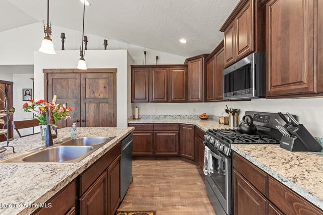35095 N Terrace DR, Bayview, ID 83803