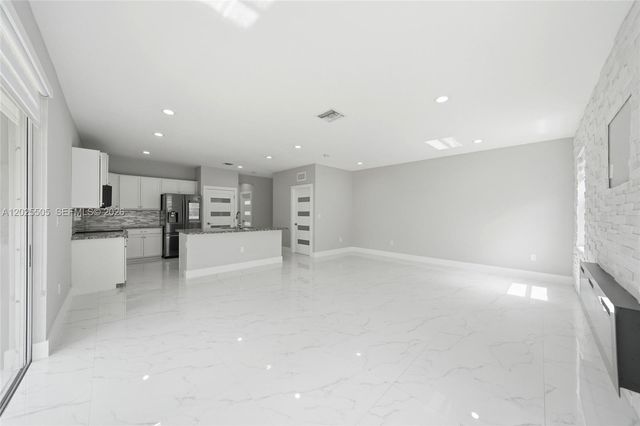 4107 NE 20th St, Homestead, FL 33033