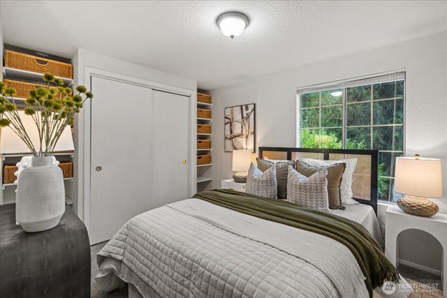 11414 107th Place NE, Kirkland, WA 98033