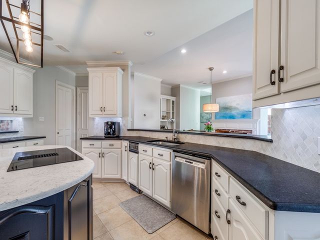 5909 Fossil Ridge Drive, Plano, TX 75093